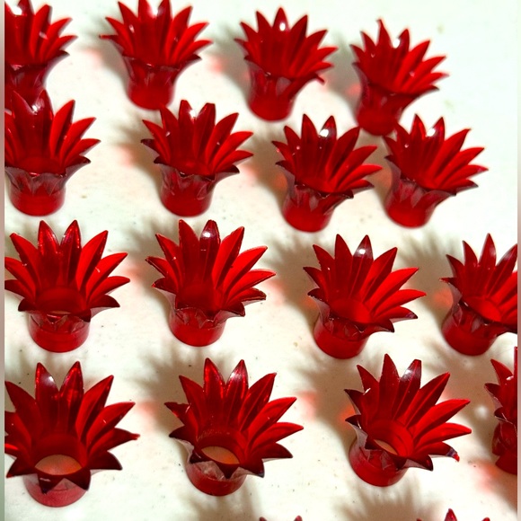 Christmas Tree Light Reflectors Red Plastic Light Covers for Holiday Tree - Picture 1 of 11